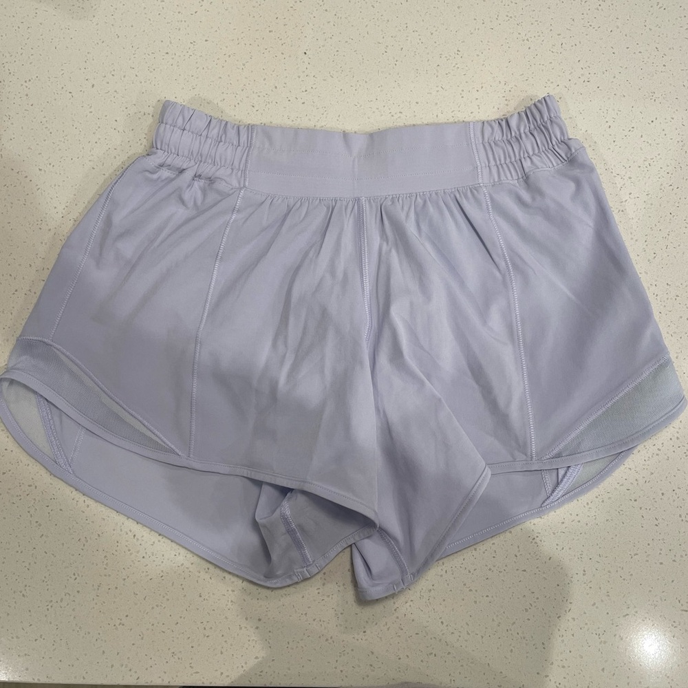 Lululemon Hotty Hot Shorts: Size 4 TALL
